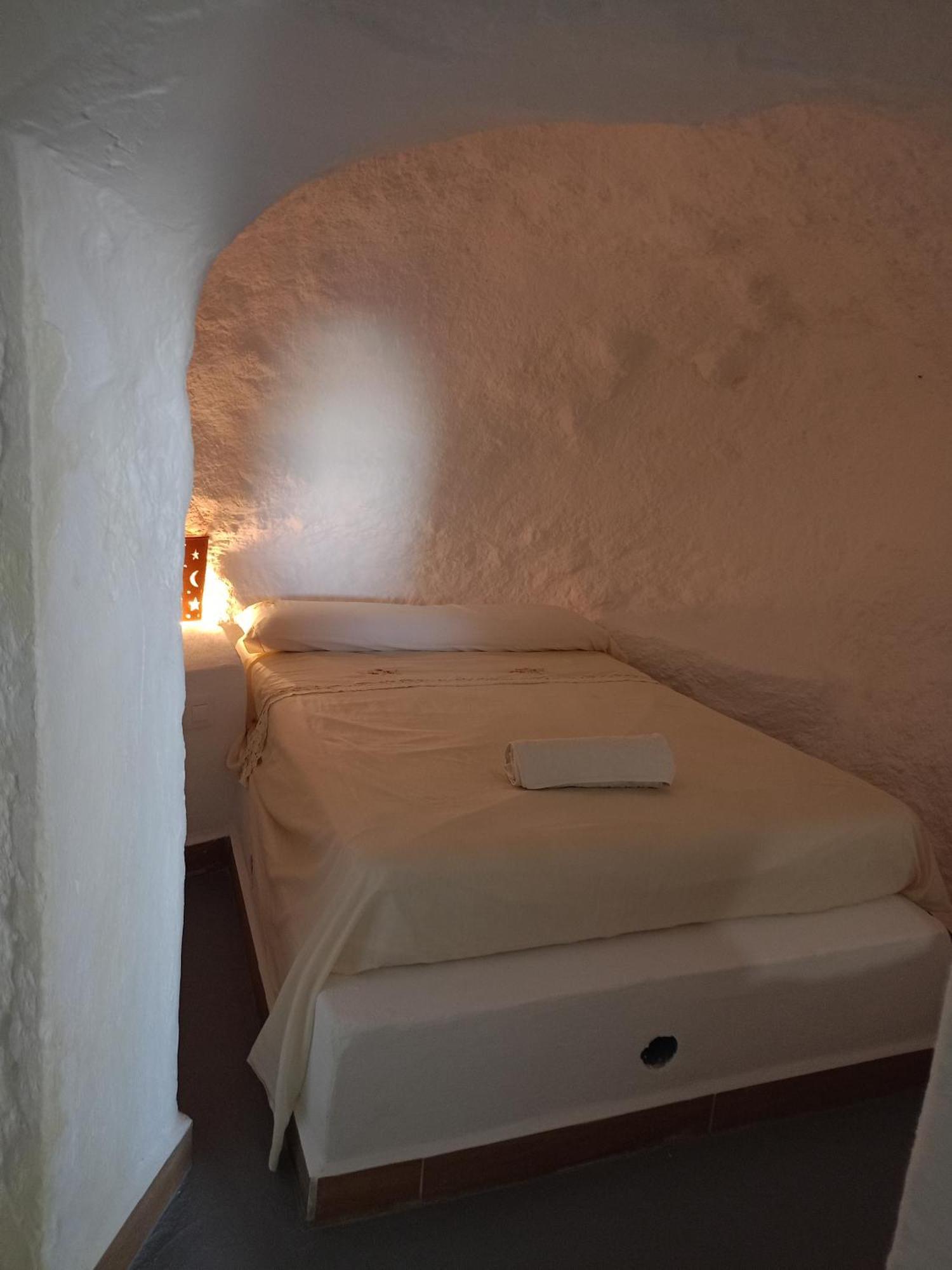 Encantadora Casa-Cueva En Pleno Barrio Alfarero De 尼哈尔 外观 照片