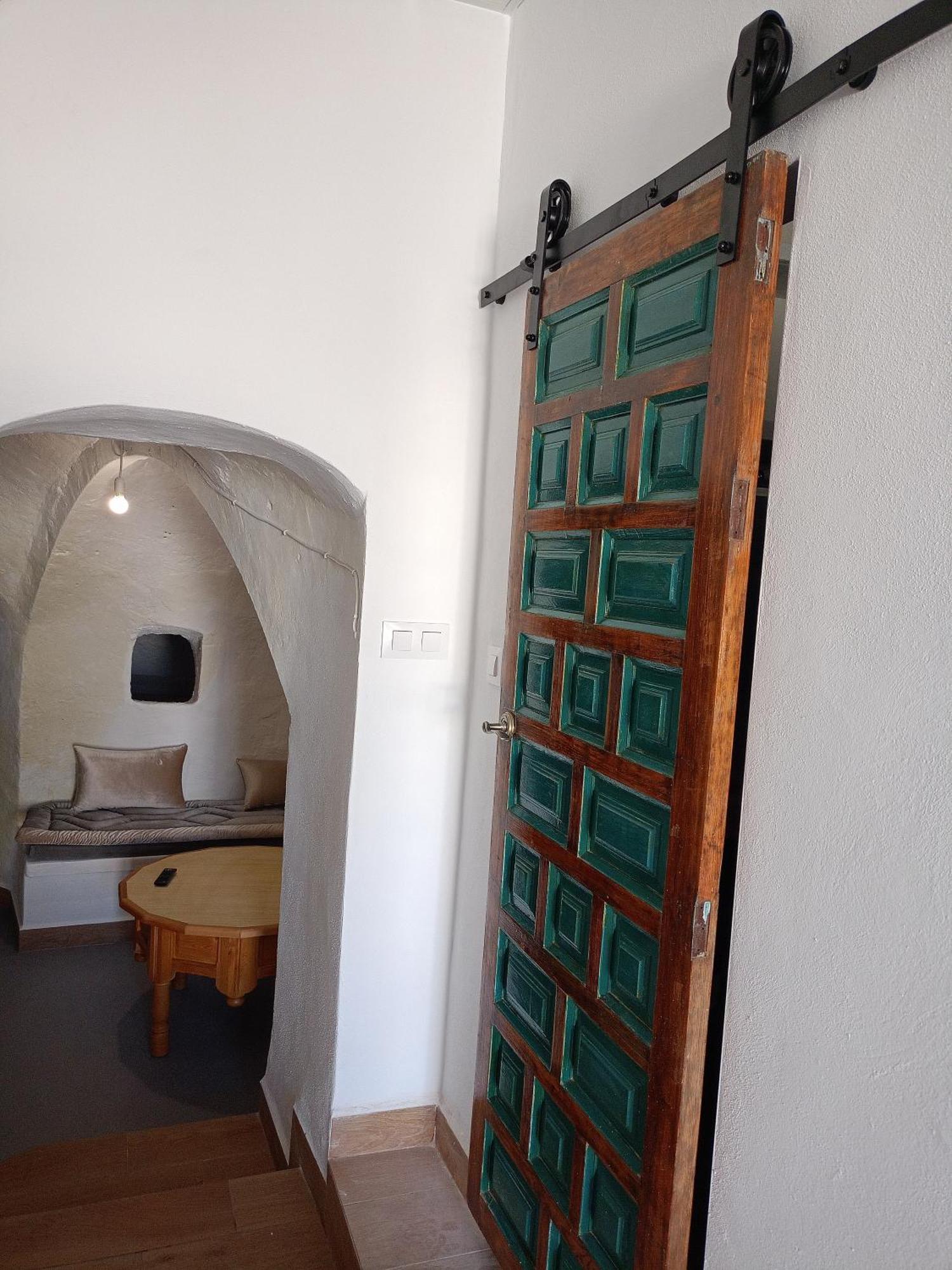 Encantadora Casa-Cueva En Pleno Barrio Alfarero De 尼哈尔 外观 照片