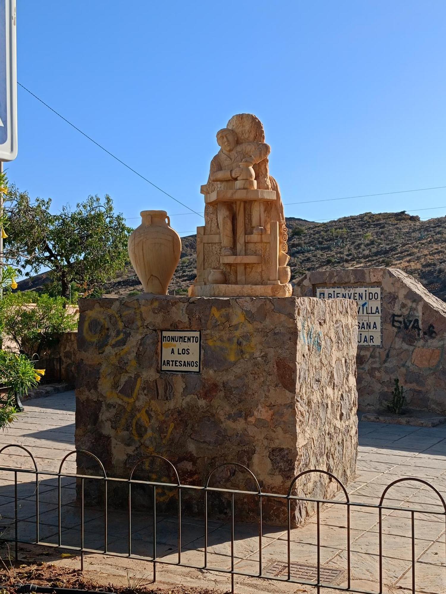 Encantadora Casa-Cueva En Pleno Barrio Alfarero De 尼哈尔 外观 照片